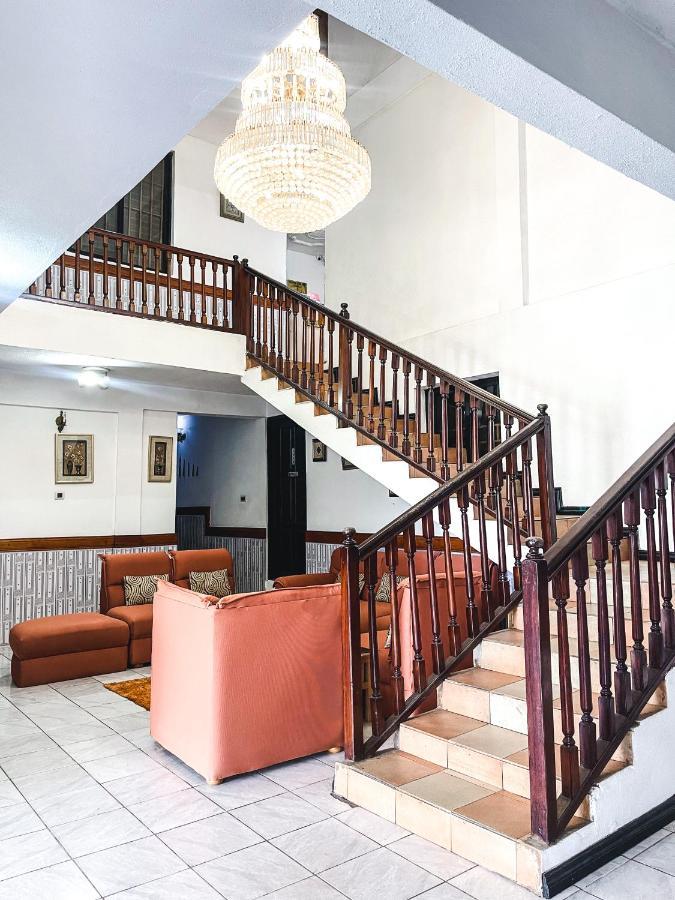 Hill View Hotel Mccarthy Hills Botianaw 외부 사진