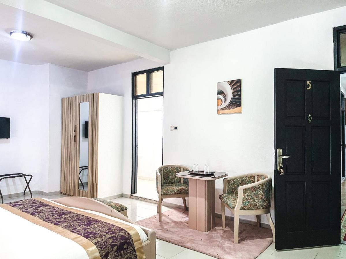 Hill View Hotel Mccarthy Hills Botianaw 외부 사진
