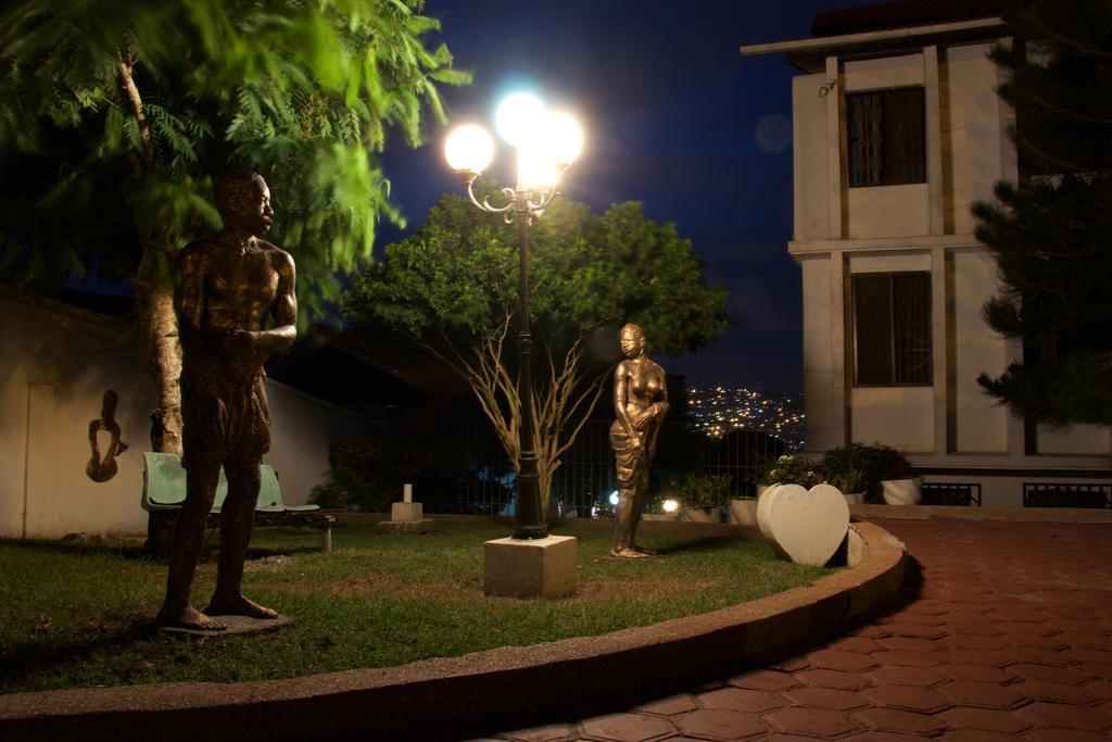 Hill View Hotel Mccarthy Hills Botianaw 외부 사진