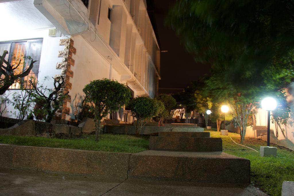 Hill View Hotel Mccarthy Hills Botianaw 외부 사진