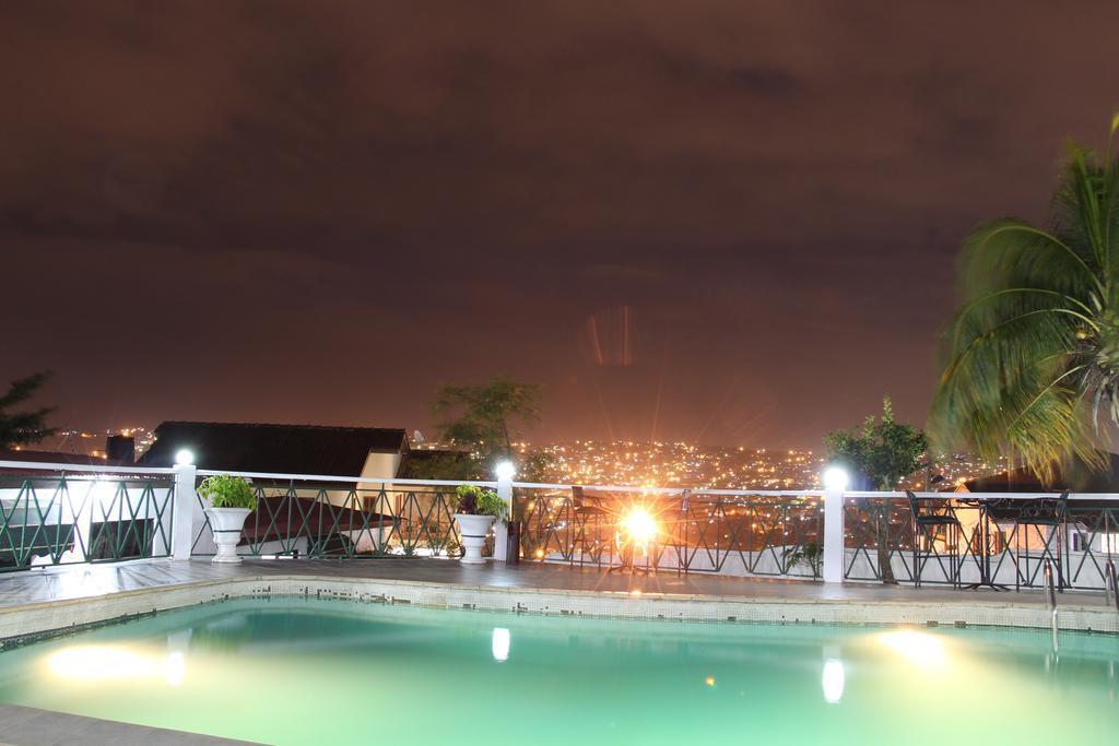 Hill View Hotel Mccarthy Hills Botianaw 외부 사진