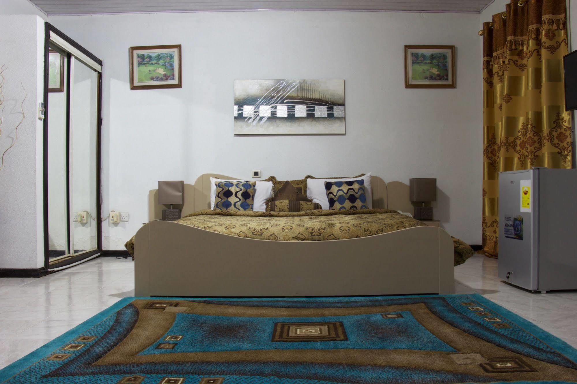Hill View Hotel Mccarthy Hills Botianaw 외부 사진